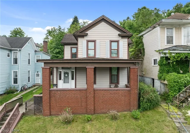 Photo 3 of Single family home for sale at 415 Whitely St, Bridgeport, OH 43912 | MLS# 5212462 | Listing updated on 2026-07-06