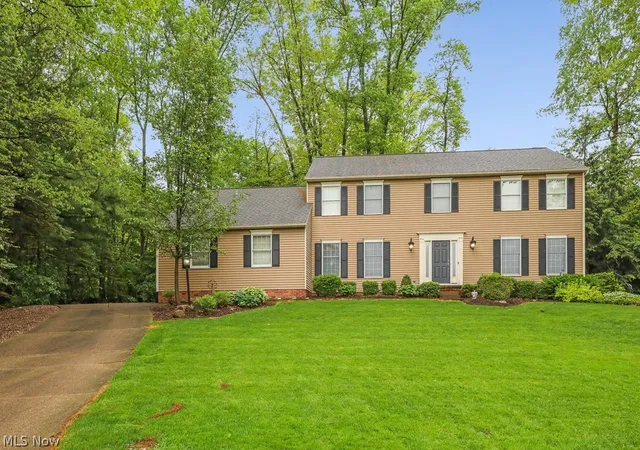 1st image of 5826 Garth Cir Nw, Canton, OH 44718 | MLS# 5211691