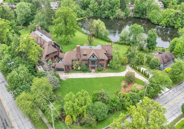 Photo 26 of Mansion for sale at 16310 S Woodland Rd, Cleveland, OH 44120 | MLS# 5212371 | Listing updated on 2026-08-19