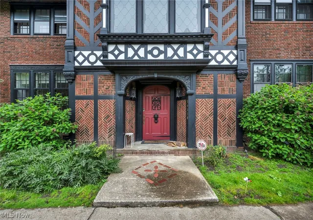 Photo 2 of Mansion for sale at 16310 S Woodland Rd, Cleveland, OH 44120 | MLS# 5212371 | Listing updated on 2026-08-19