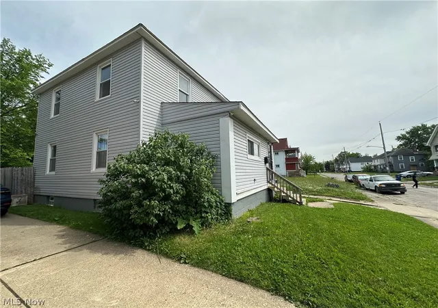 Homes for sale in Cleveland, OH | 3541 E 113th St, Cleveland, OH 44105 | MLS# 5212575