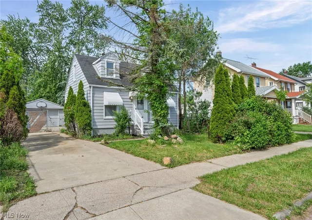 Homes for sale in Cleveland, OH | 3854 W 116Th St, Cleveland, OH 44111 | MLS# 5212571