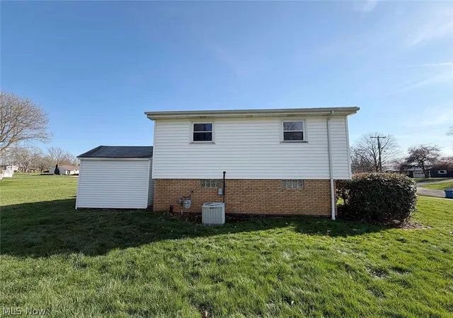 Homes for sale in Canton, OH | 7090 Hillridge Ave Ne, Canton, OH 44721 | MLS# 5212597