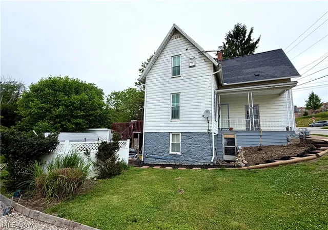 2nd image of 126 South Sugar St, Saint Clairsville, OH 43950 | MLS# 5212157