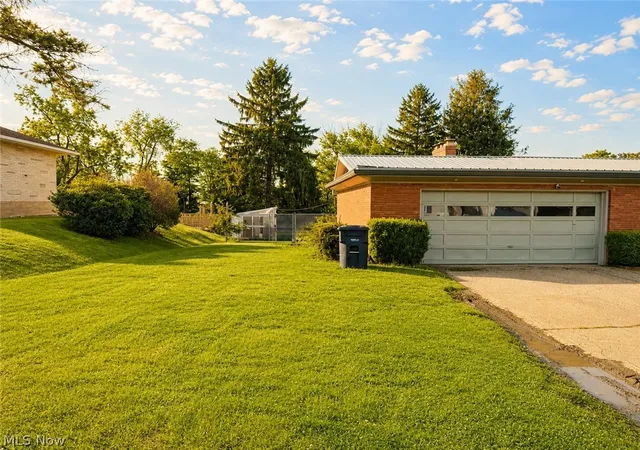 Homes for sale in Steubenville, OH | 4309 Southeast Dr, Steubenville, OH 43953 | MLS# 5212170