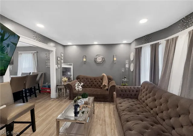 4th image of 3617 E 103Rd St, Cleveland, OH 44105 | MLS# 5212652
