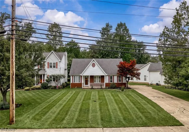Photo 1 of Sale Pending at 710 Erie Rd, Eastlake, OH 44095 | MLS# 5212304 | Listing updated on 2026-10-03