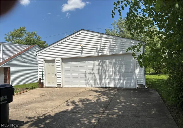 3rd image of 157 John St, Bedford, OH 44146 | MLS# 5206554