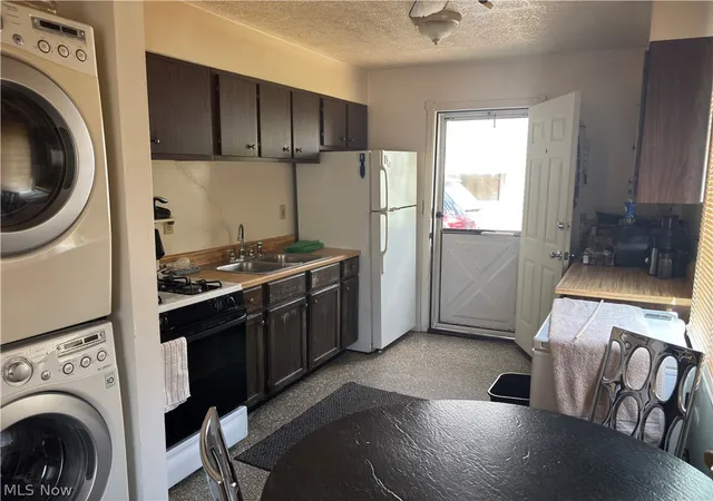 5th image of 157 John St, Bedford, OH 44146 | MLS# 5206554