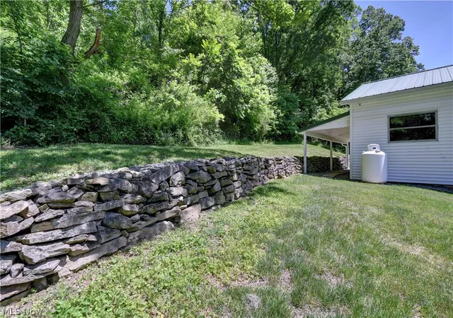 Homes for sale in Newcomerstown, OH | 12413 Lick Run Rd, Newcomerstown, OH 43832 | MLS# 5212687