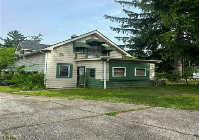 Homes for sale in Cleveland, OH | 4263 E 163 St, Cleveland, OH 44128 | MLS# 5212190