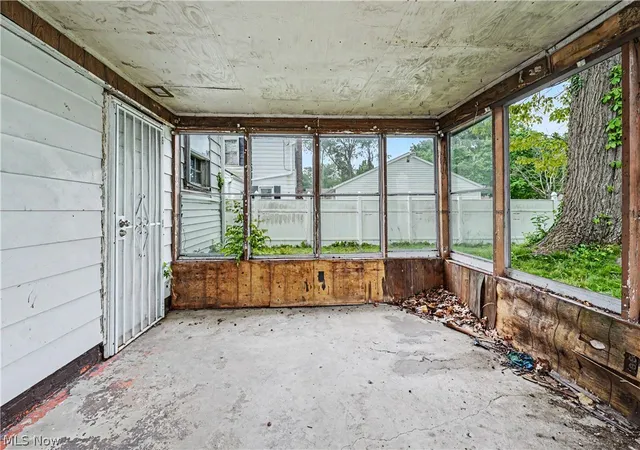 5th image of 1358 Peckham St, Akron, OH 44320 | MLS# 5211164