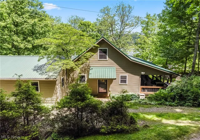 1st image of 33605 Goodrich Dr, Piedmont, OH 43983 | MLS# 5212396