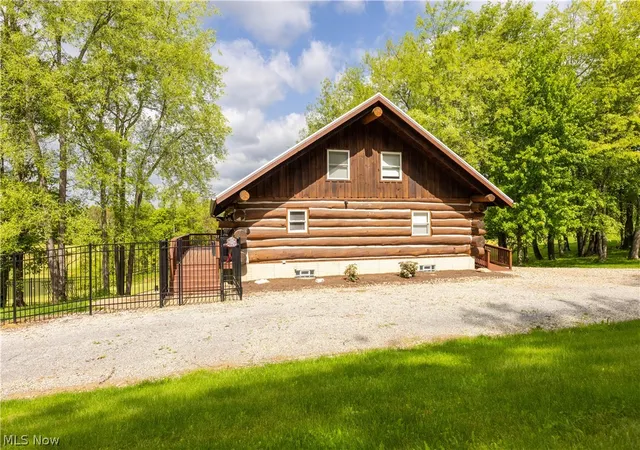 Homes for sale in Newcomerstown, OH | 26103 Township Road 250, Newcomerstown, OH 43832 | MLS# 5212758