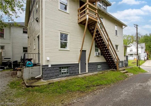 Homes for sale in Mansfield, OH | 377 S Main St, Mansfield, OH 44902 | MLS# 5212771