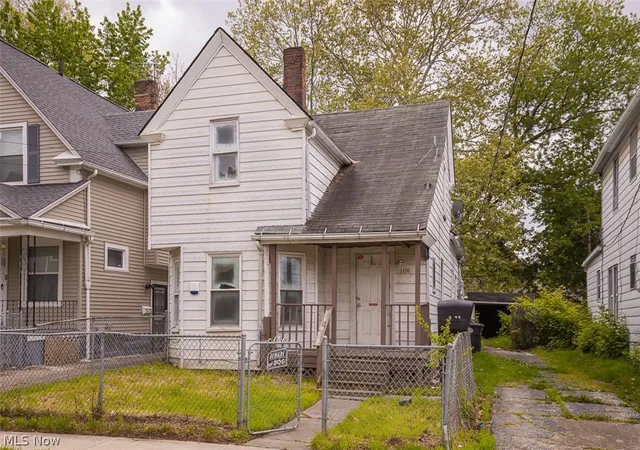 Homes for sale in Cleveland, OH | 3194 W 95th St, Cleveland, OH 44102 | MLS# 5212742