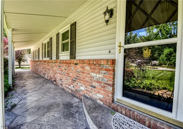 Homes for sale in Mentor, OH | 9412 Beaver Creek Dr, Mentor, OH 44060 | MLS# 5212176