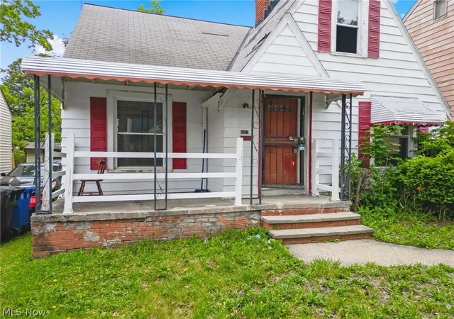 Homes for sale in Cleveland, OH | 16117 Talford Ave, Cleveland, OH 44128 | MLS# 5212779