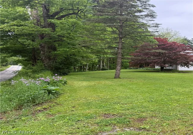 Homes for sale in Mantua, OH | 11165 Peck Rd, Mantua, OH 44255 | MLS# 5212882