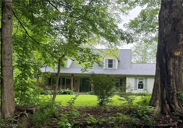 Homes for sale in Mantua, OH | 11165 Peck Rd, Mantua, OH 44255 | MLS# 5212882