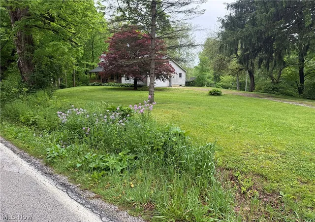 Homes for sale in Mantua, OH | 11165 Peck Rd, Mantua, OH 44255 | MLS# 5212882