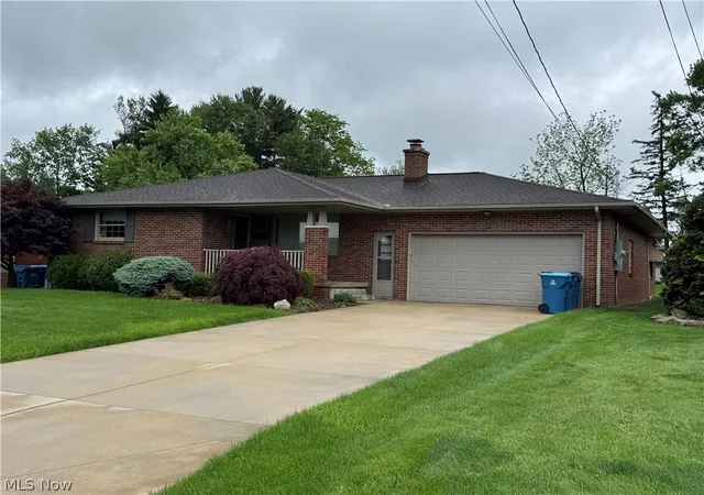 1st image of 592 W Omar St, Struthers, OH 44471 | MLS# 5212886