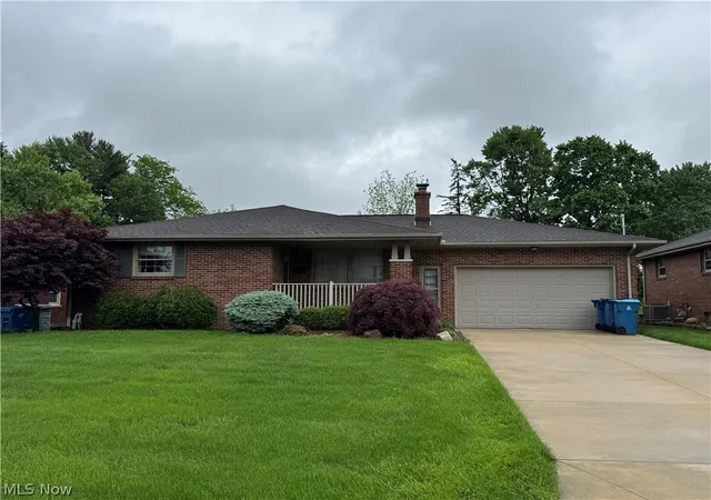 2nd image of 592 W Omar St, Struthers, OH 44471 | MLS# 5212886