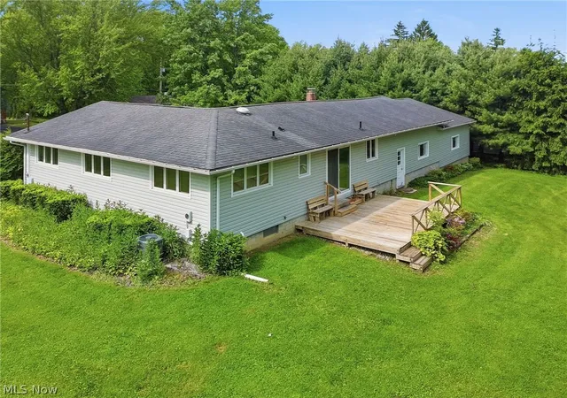 3rd image of 1471 Debra Dr, Ashtabula, OH 44004 | MLS# 5212950