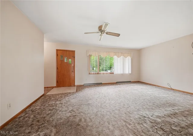 4th image of 1471 Debra Dr, Ashtabula, OH 44004 | MLS# 5212950