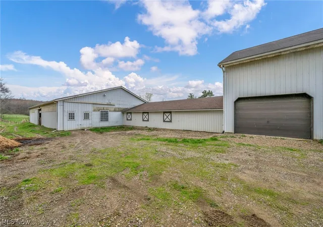 Photo 3 of Single family home for sale at 4020 Faircrest St SW, Canton, OH 44706 | MLS# 5212876 | Listing updated on 2026-05-26