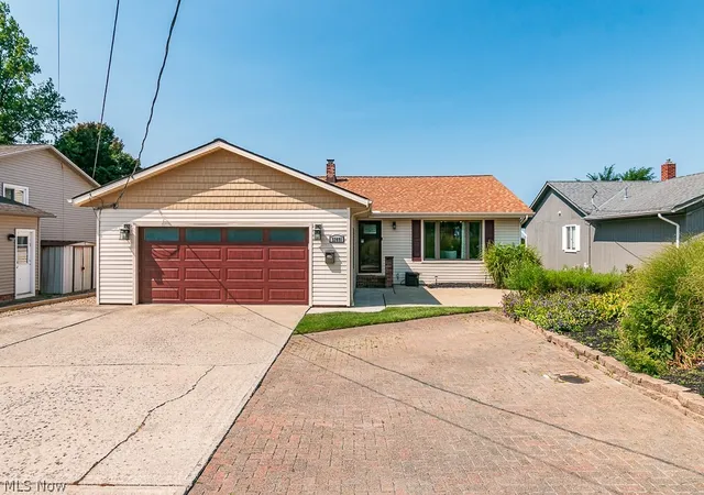 Photo 1 of Single family home for sale at 33091 Lake Shore Blvd, Eastlake, OH 44095 | MLS# 5212974 | Listing updated on 2026-08-29