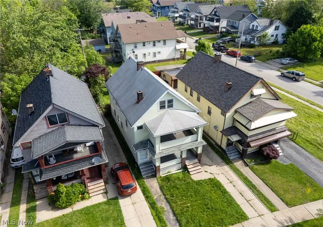 Homes for sale in Cleveland, OH | 14713 Westropp Ave, Cleveland, OH 44110 | MLS# 5213044
