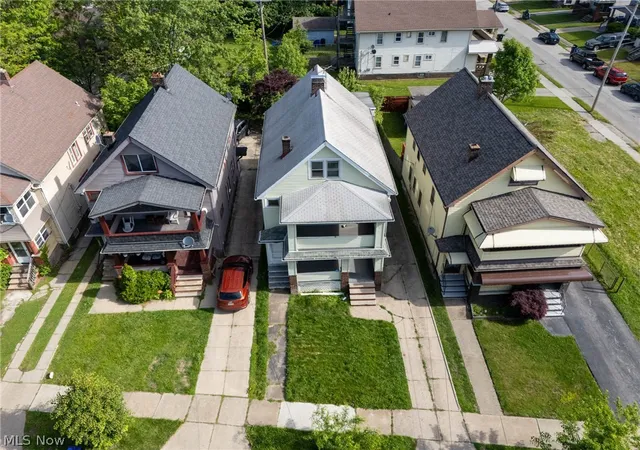 Homes for sale in Cleveland, OH | 14713 Westropp Ave, Cleveland, OH 44110 | MLS# 5213044