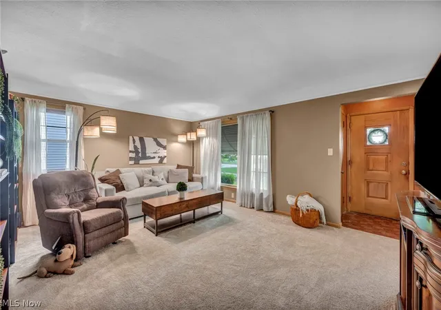 Homes for sale in Parma Heights, OH | 11362 Blossom Ave, Parma Heights, OH 44130 | MLS# 5197261