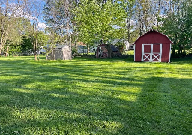 4th image of 231 Tolbert St, Wadsworth, OH 44281 | MLS# 5213126