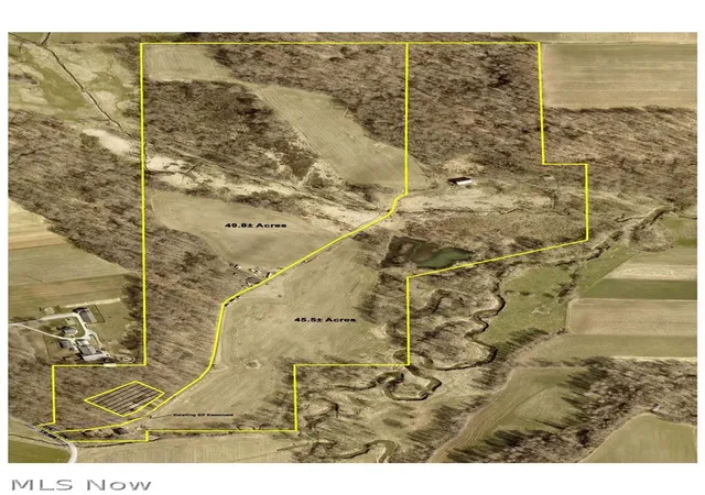 Homes for sale in Dundee, OH | 9240 Township Road 659, Dundee, OH 44624 | MLS# 5213149