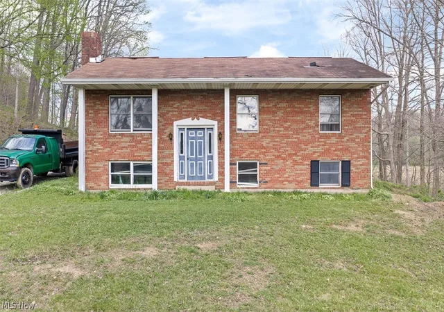Homes for sale in Dundee, OH | Township Road 659, Dundee, OH 44624 | MLS# 5213194