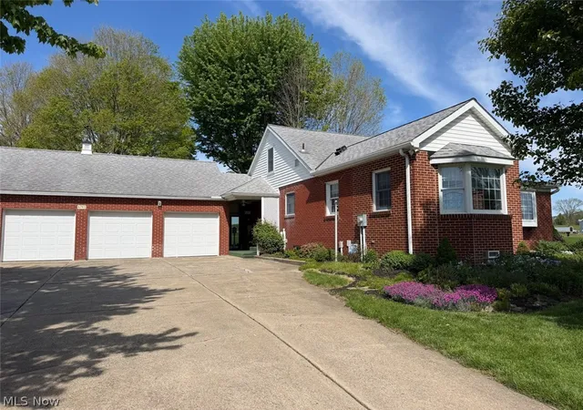 Homes for sale in Hanoverton, OH | 6783 State Route 9, Hanoverton, OH 44423 | MLS# 5213209
