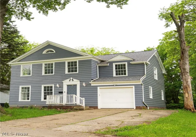 1st image of 340 Noble Ave, Akron, OH 44320 | MLS# 5213077