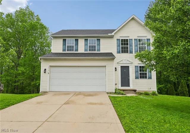 Homes for sale in Ravenna, OH | 3315 Hidden Brook Dr, Ravenna, OH 44266 | MLS# 5213263