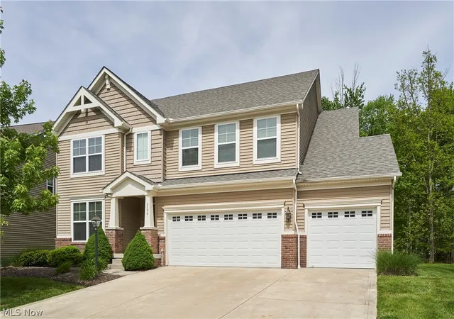 Homes for sale in Stow, OH | 3394 Stillwood Blvd, Stow, OH 44224 | MLS# 5212021