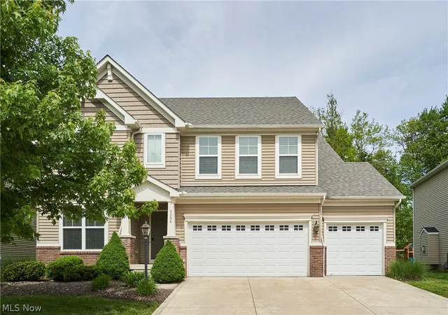 Homes for sale in Stow, OH | 3394 Stillwood Blvd, Stow, OH 44224 | MLS# 5212021