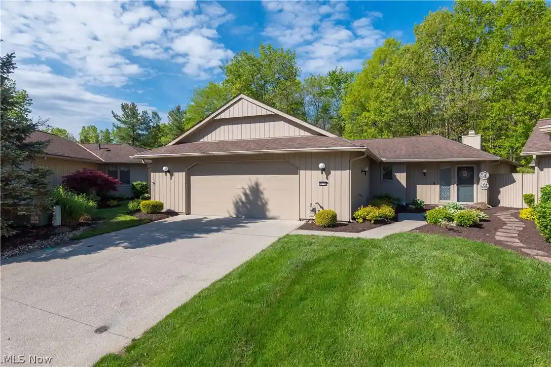 Listing Photo 2 - Condo for sale in 33125 Cedar Br Cir located at 33125 Cedar Br Cir, North Ridgeville, OH 44039 - Unit 33125 Cedar Branch Cir
