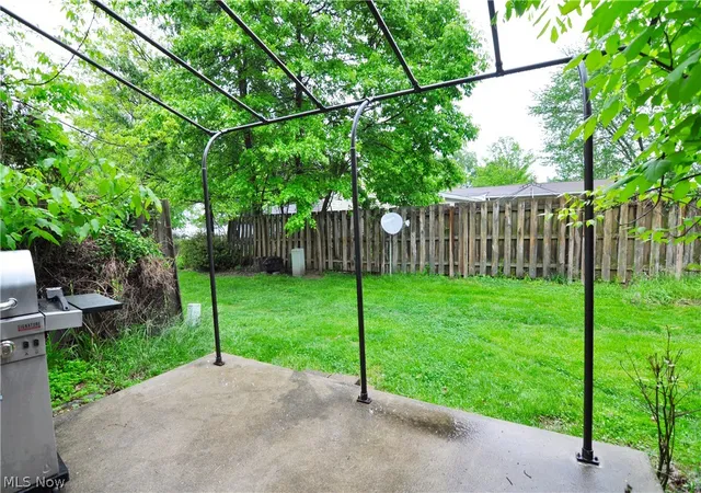 Homes for sale in Medina, OH | 410 Lafayette Road, Medina, OH 44256 | Houzeo