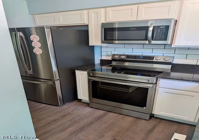 Homes for sale in Medina, OH | 410 Lafayette Rd #18, Medina, OH 44256 | MLS# 5212888