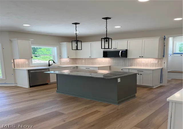 3rd image of 7911 Brushwood Ln, Painesville, OH 44077 | MLS# 5213378