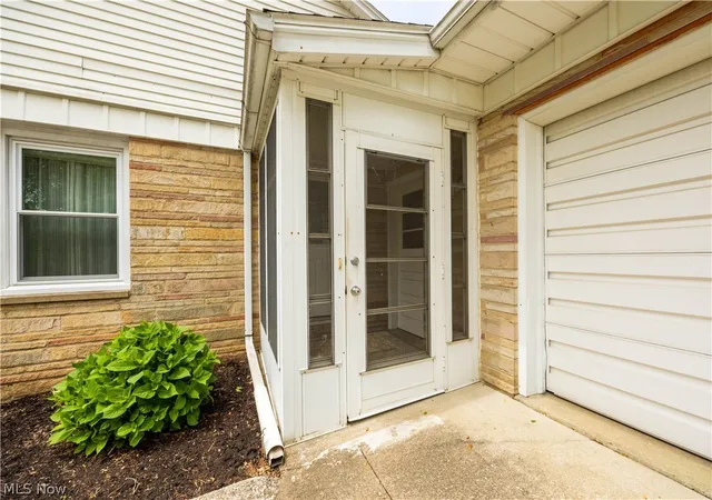 Homes for sale in Millersburg, OH | 32 Lakeview Dr, Millersburg, OH 44654 | MLS# 5213038