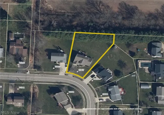 Homes for sale in Massillon, OH | 7567 Oakdale St Nw, Massillon, OH 44646 | MLS# 5213414