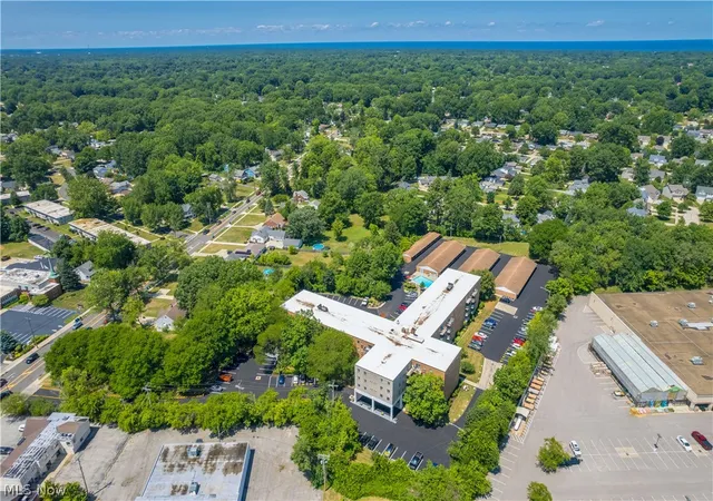 Homes for sale in North Olmsted, OH | 3675 Clague Road, North Olmsted, OH 44070 | Houzeo