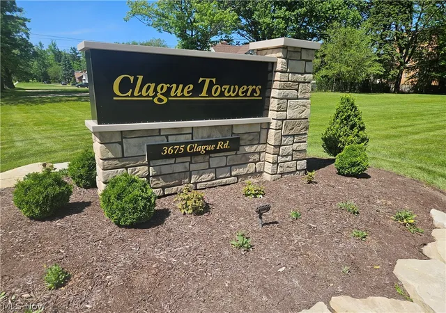 Homes for sale in North Olmsted, OH | 3675 Clague Rd, North Olmsted, OH 44070